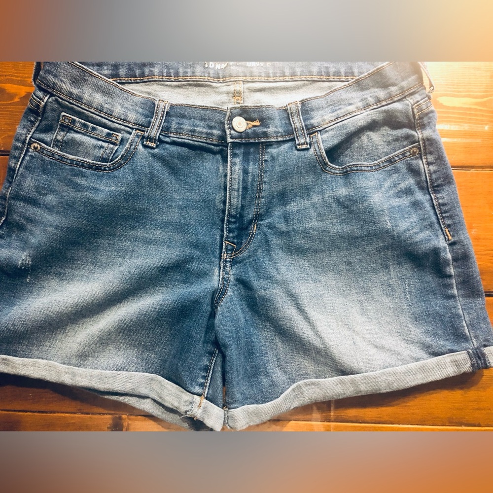 Old Navy Curvy Blue Jean Shorts Size 8